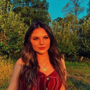 Meet your Posher, Lala